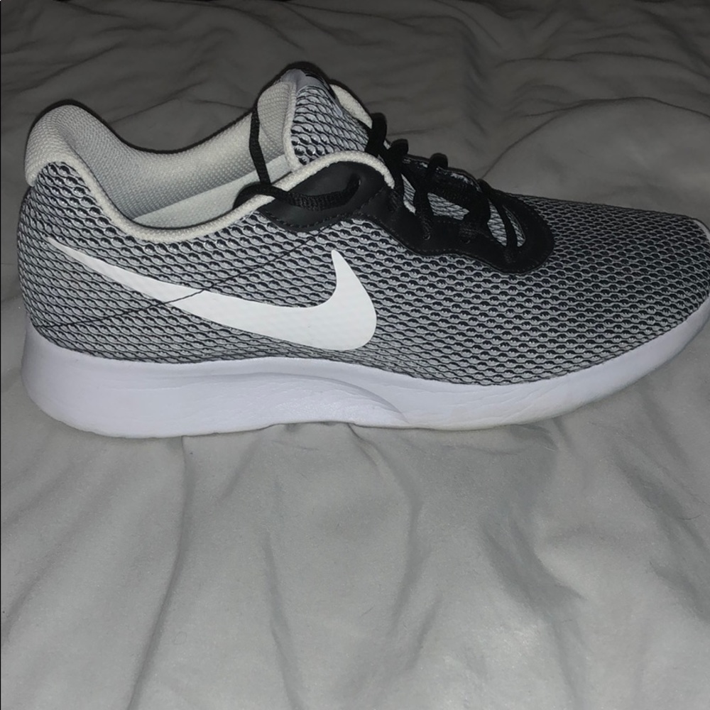 Nike tanjun